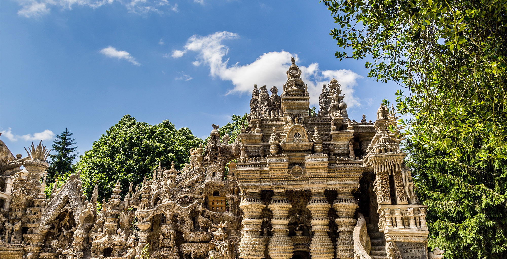 palais ideal du facteur cheval a hauterives