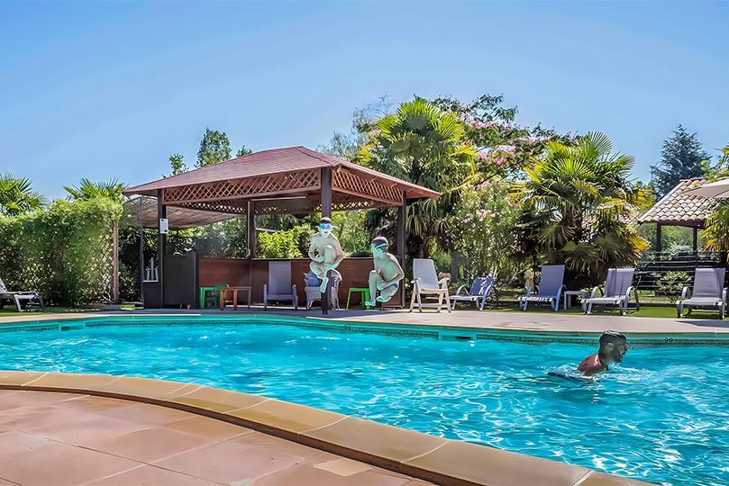 piscine decouverte chauffee plongez dans la serenite